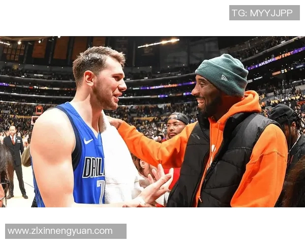 独行侠足球明星全景图集展示各路传奇球员风采与成就