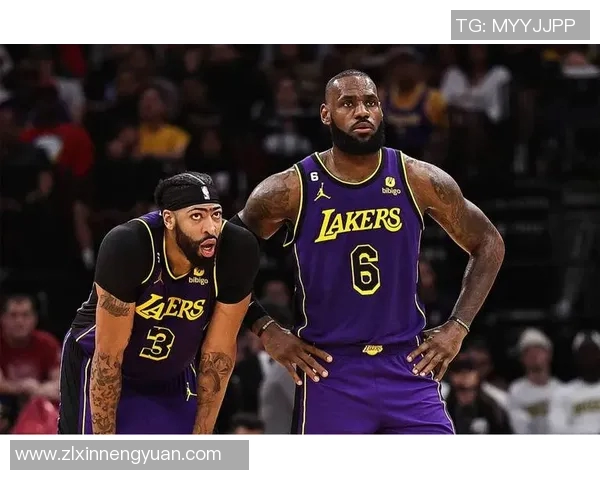 湖人队足球明星阵容全解析及精彩图片展示 湖人队足球明星阵容全解析及精彩图片展示