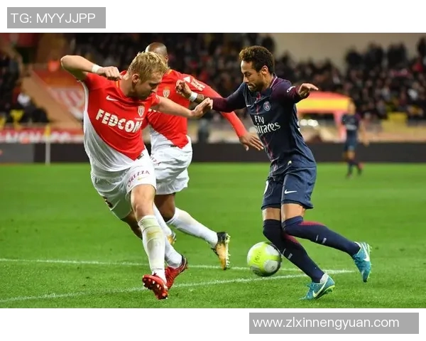 全球足球明星排行榜前五名揭晓谁将成为球场之王引发热议